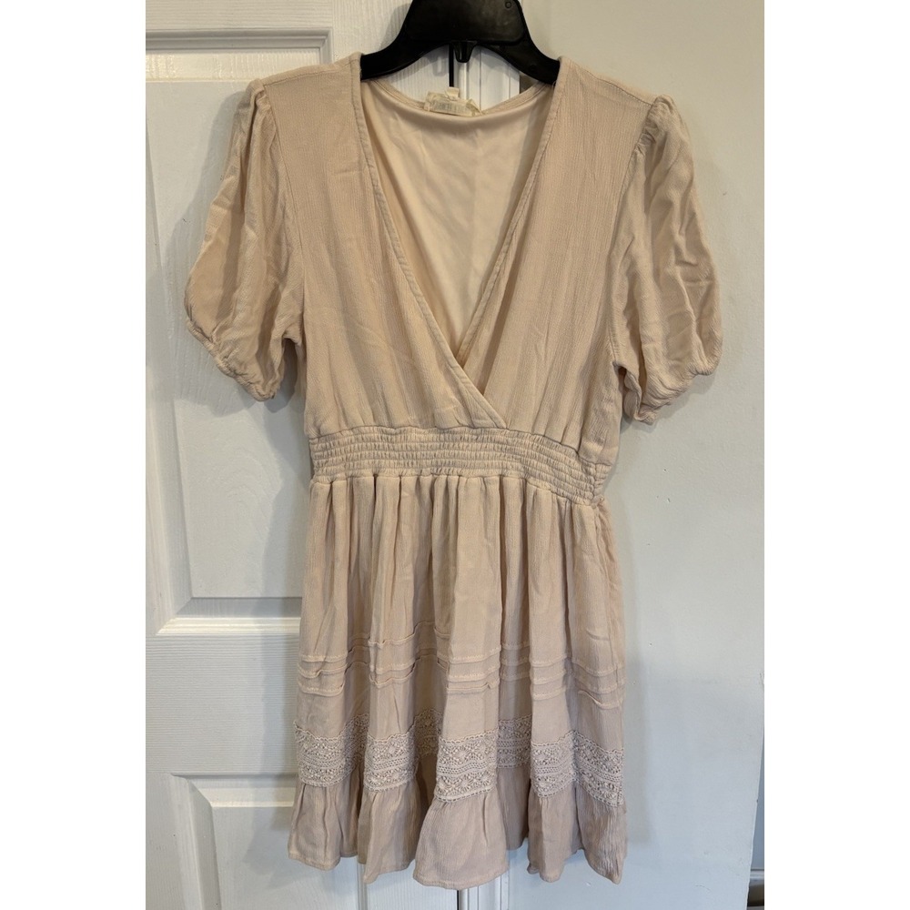 Peach Love Dress Women's Sz M Cream Short Sleeve Smocked Waist Lined